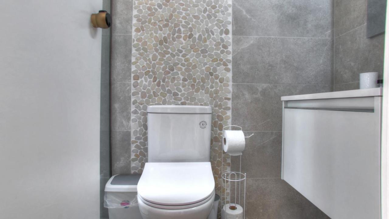 Sea View Maisonette Glyfada Beach المظهر الخارجي الصورة